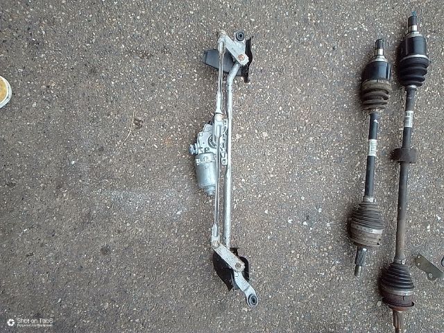 bontott SUZUKI SWIFT IV Első Ablaktörlő Szerkezet