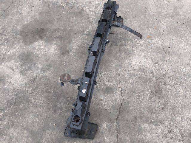 bontott SUZUKI SWIFT IV Első Lökhárító Merevítő (Fém)