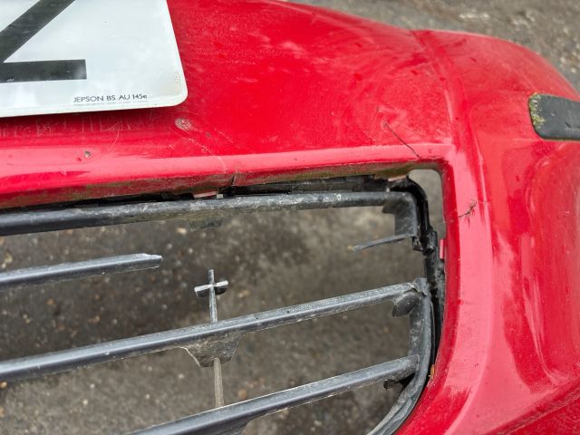 bontott SUZUKI SWIFT IV Első Lökhárító (Részeivel)