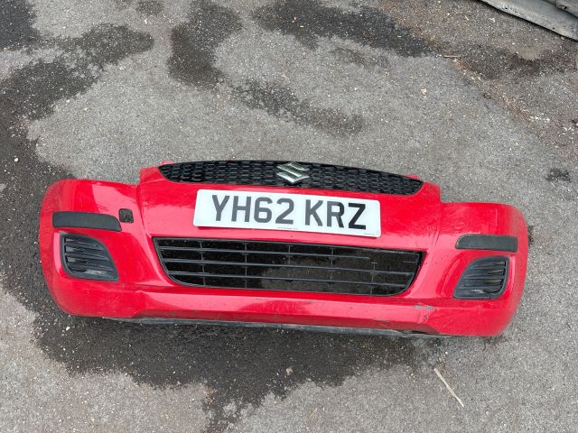 bontott SUZUKI SWIFT IV Első Lökhárító (Részeivel)