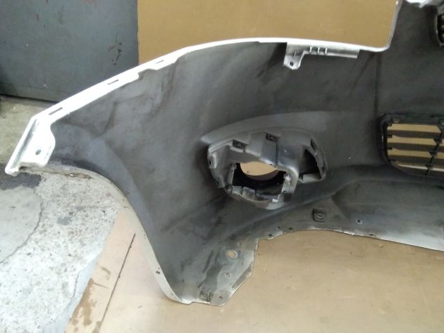 bontott SUZUKI SWIFT IV Első Lökhárító (Részeivel)