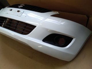 bontott SUZUKI SWIFT IV Első Lökhárító (Részeivel)