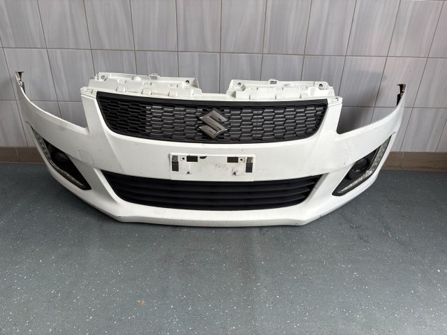 bontott SUZUKI SWIFT IV Első Lökhárító (Részeivel)