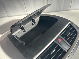 bontott SUZUKI SWIFT IV Első Tároló Rekesz