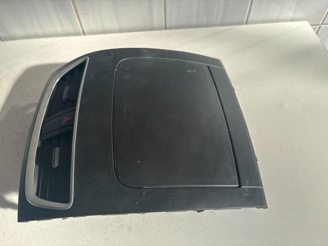 bontott SUZUKI SWIFT IV Első Tároló Rekesz