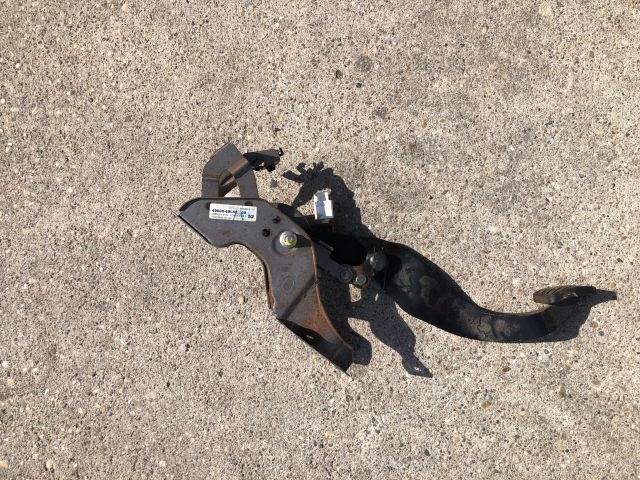 bontott SUZUKI SWIFT IV Fékpedál