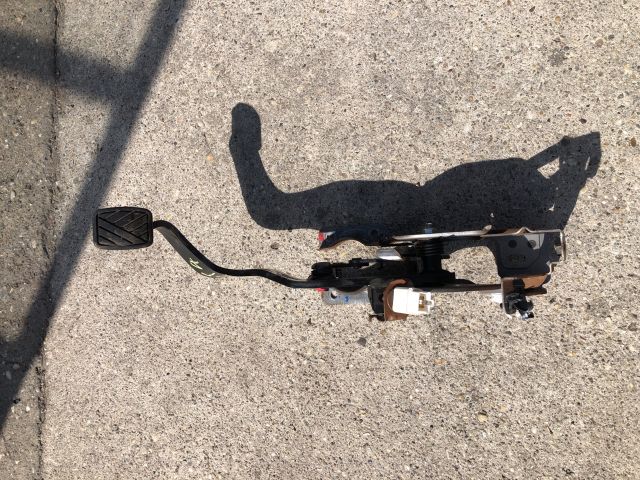 bontott SUZUKI SWIFT IV Fékpedál