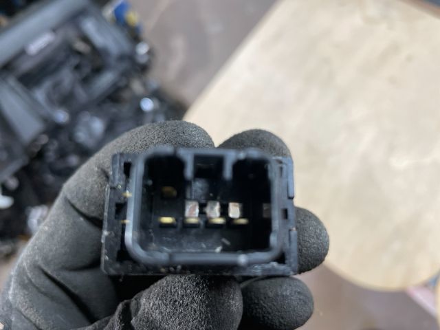 bontott SUZUKI SWIFT IV Fényszórómagasság Állító Kapcsoló