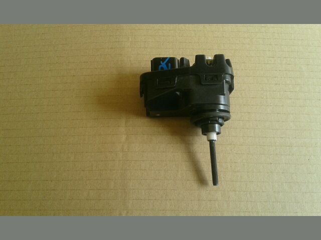 bontott SUZUKI SWIFT IV Fényszórómagasság Állító Motor (Pozíciófüggetlen)