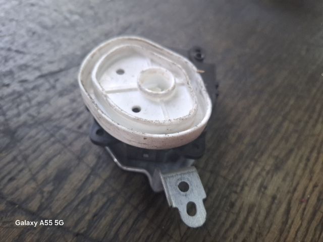 bontott SUZUKI SWIFT IV Fűtés Állító Motor