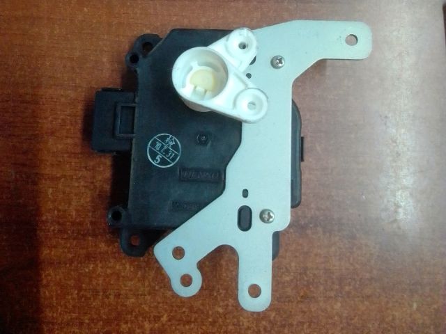 bontott SUZUKI SWIFT IV Fűtés Állító Motor