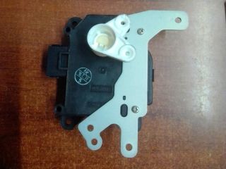 bontott SUZUKI SWIFT IV Fűtés Állító Motor