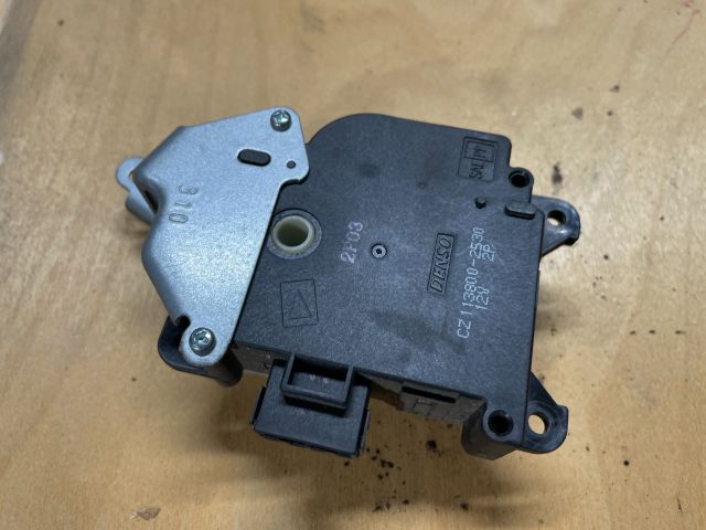 bontott SUZUKI SWIFT IV Fűtés Állító Motor