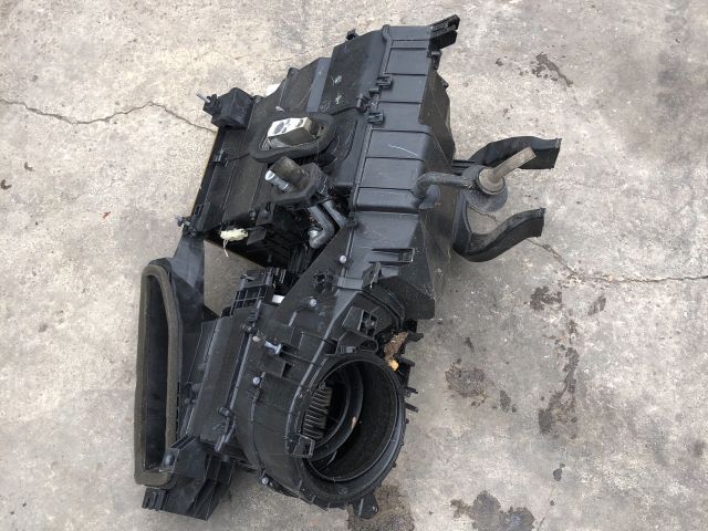 bontott SUZUKI SWIFT IV Fűtés Box