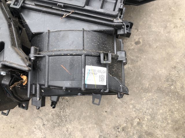 bontott SUZUKI SWIFT IV Fűtés Box