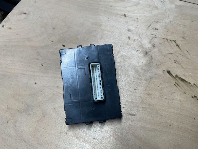 bontott SUZUKI SWIFT IV Fűtés Vezérlő Modul