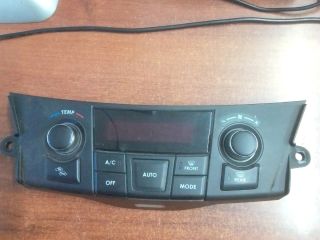 bontott SUZUKI SWIFT IV Fűtéskapcsoló (digit klímás)