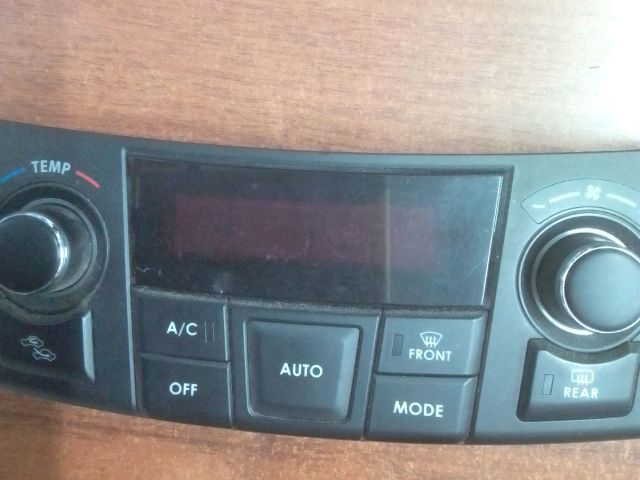 bontott SUZUKI SWIFT IV Fűtéskapcsoló (digit klímás)