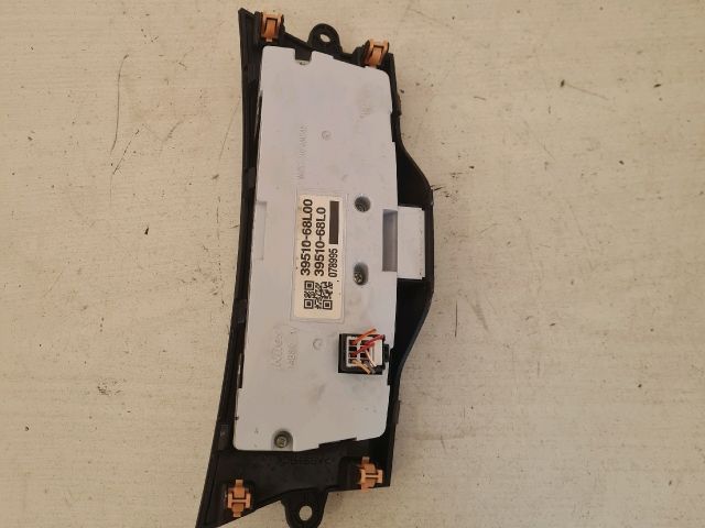 bontott SUZUKI SWIFT IV Fűtéskapcsoló (manuális klímás)