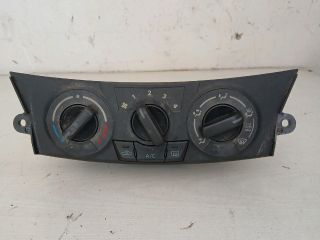 bontott SUZUKI SWIFT IV Fűtéskapcsoló (manuális klímás)