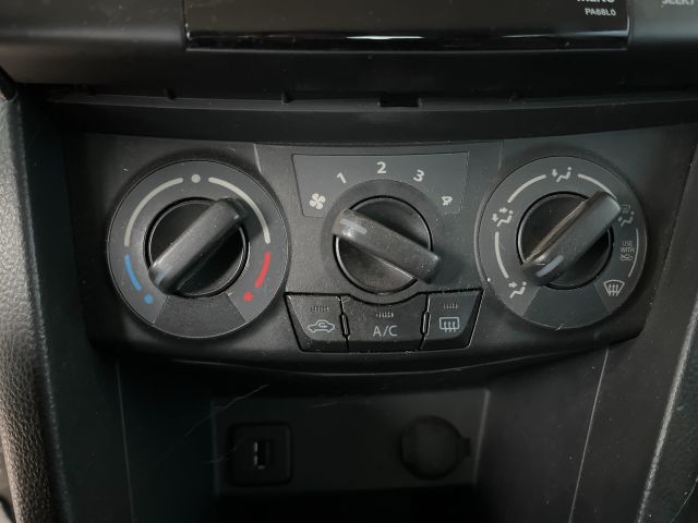 bontott SUZUKI SWIFT IV Fűtéskapcsoló (manuális klímás)
