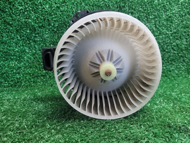 bontott SUZUKI SWIFT IV Fűtőmotor (Klímás)