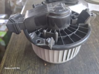 bontott SUZUKI SWIFT IV Fűtőmotor (Klímás)