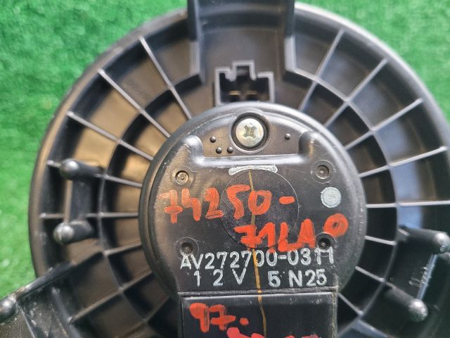 bontott SUZUKI SWIFT IV Fűtőmotor (Klímás)