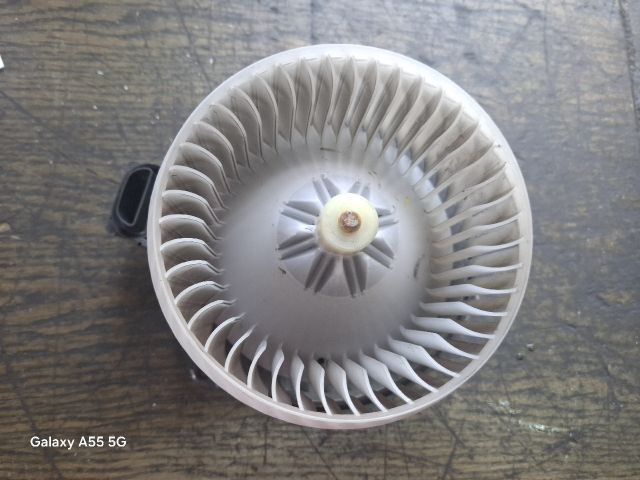 bontott SUZUKI SWIFT IV Fűtőmotor (Klímás)