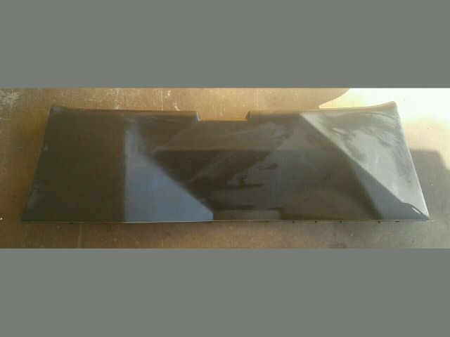 bontott SUZUKI SWIFT IV Hátfal Burkolat