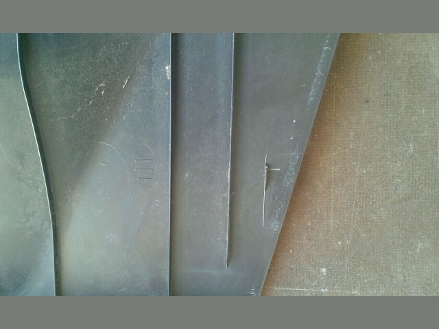 bontott SUZUKI SWIFT IV Hátfal Burkolat