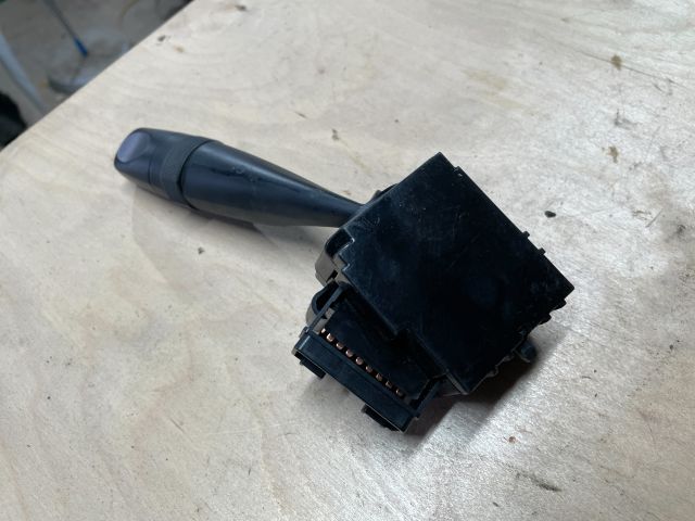 bontott SUZUKI SWIFT IV Hátsó Ablaktörlő Kapcsoló