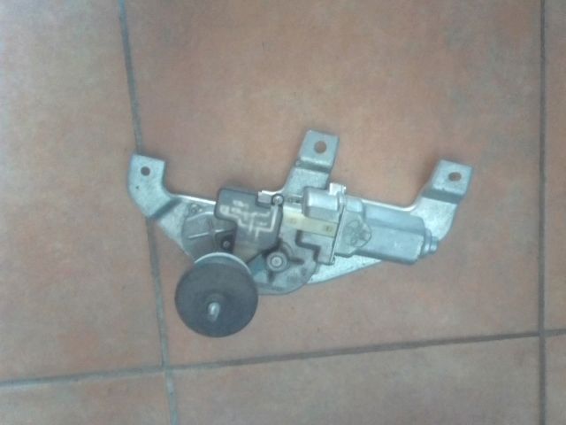 bontott SUZUKI SWIFT IV Hátsó Ablaktörlő Motor