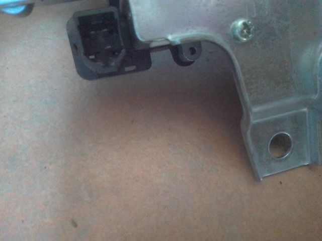 bontott SUZUKI SWIFT IV Hátsó Ablaktörlő Motor