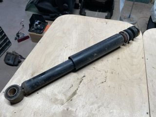 bontott SUZUKI SWIFT IV Hátsó Lengéscsillapító (Pozíciófüggetlen)