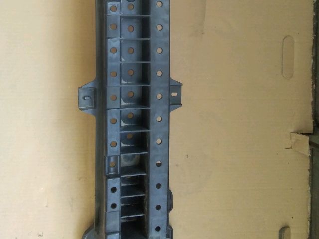 bontott SUZUKI SWIFT IV Hátsó Lökhárító Merevítő (Fém)