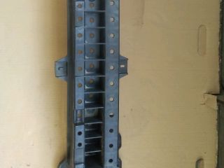 bontott SUZUKI SWIFT IV Hátsó Lökhárító Merevítő (Fém)