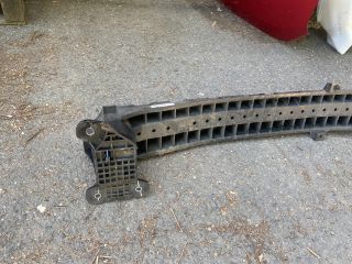 bontott SUZUKI SWIFT IV Hátsó Lökhárító Merevítő (Fém)