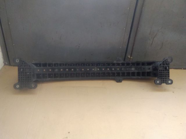 bontott SUZUKI SWIFT IV Hátsó Lökhárító Merevítő (Fém)