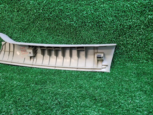 bontott SUZUKI SWIFT IV Jobb A Oszlop Burkolat