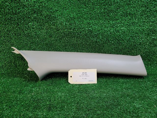 bontott SUZUKI SWIFT IV Jobb A Oszlop Burkolat