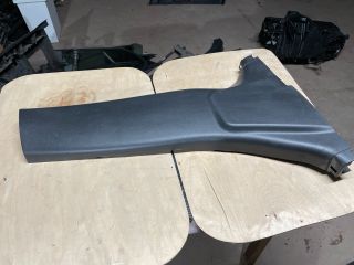 bontott SUZUKI SWIFT IV Jobb B Oszlop Burkolat