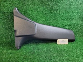 bontott SUZUKI SWIFT IV Jobb B Oszlop Burkolat