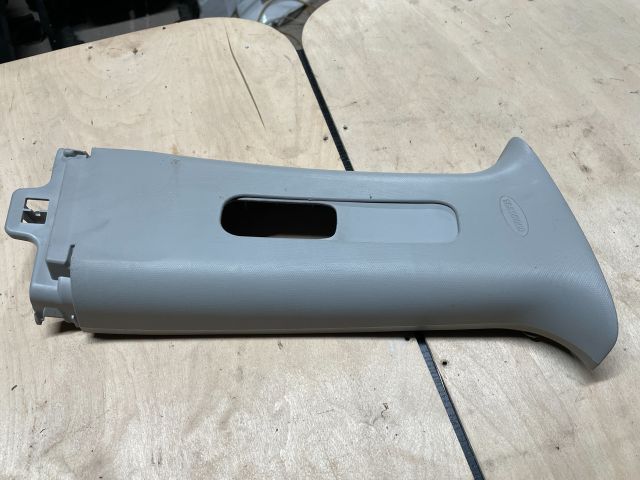 bontott SUZUKI SWIFT IV Jobb B Oszlop Burkolat