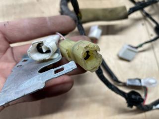 bontott SUZUKI SWIFT IV Jobb első Ajtó Kábelköteg