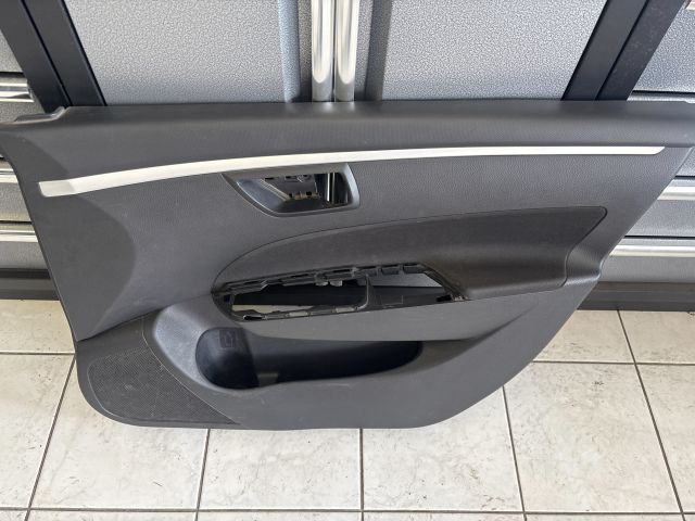 bontott SUZUKI SWIFT IV Jobb első Ajtó Kárpit
