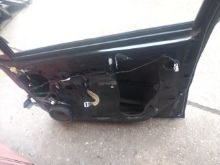 bontott SUZUKI SWIFT IV Jobb első Ajtó (Üres lemez)