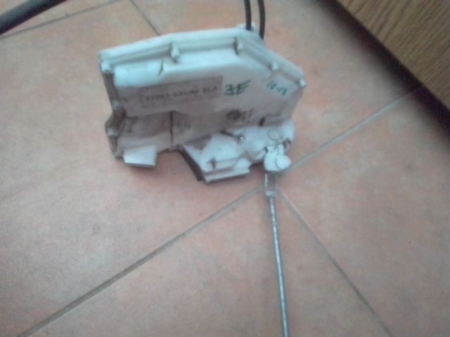 bontott SUZUKI SWIFT IV Jobb első Ajtózár