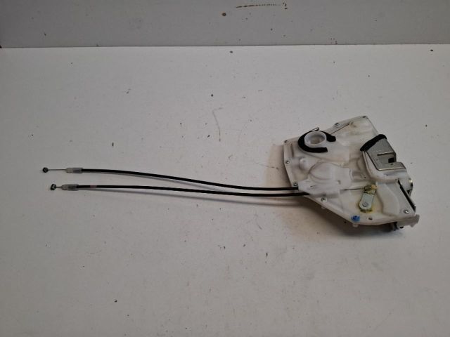 bontott SUZUKI SWIFT IV Jobb első Ajtózár