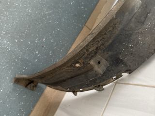 bontott SUZUKI SWIFT IV Jobb első Dobbetét (Kerékjárati, Műanyag)